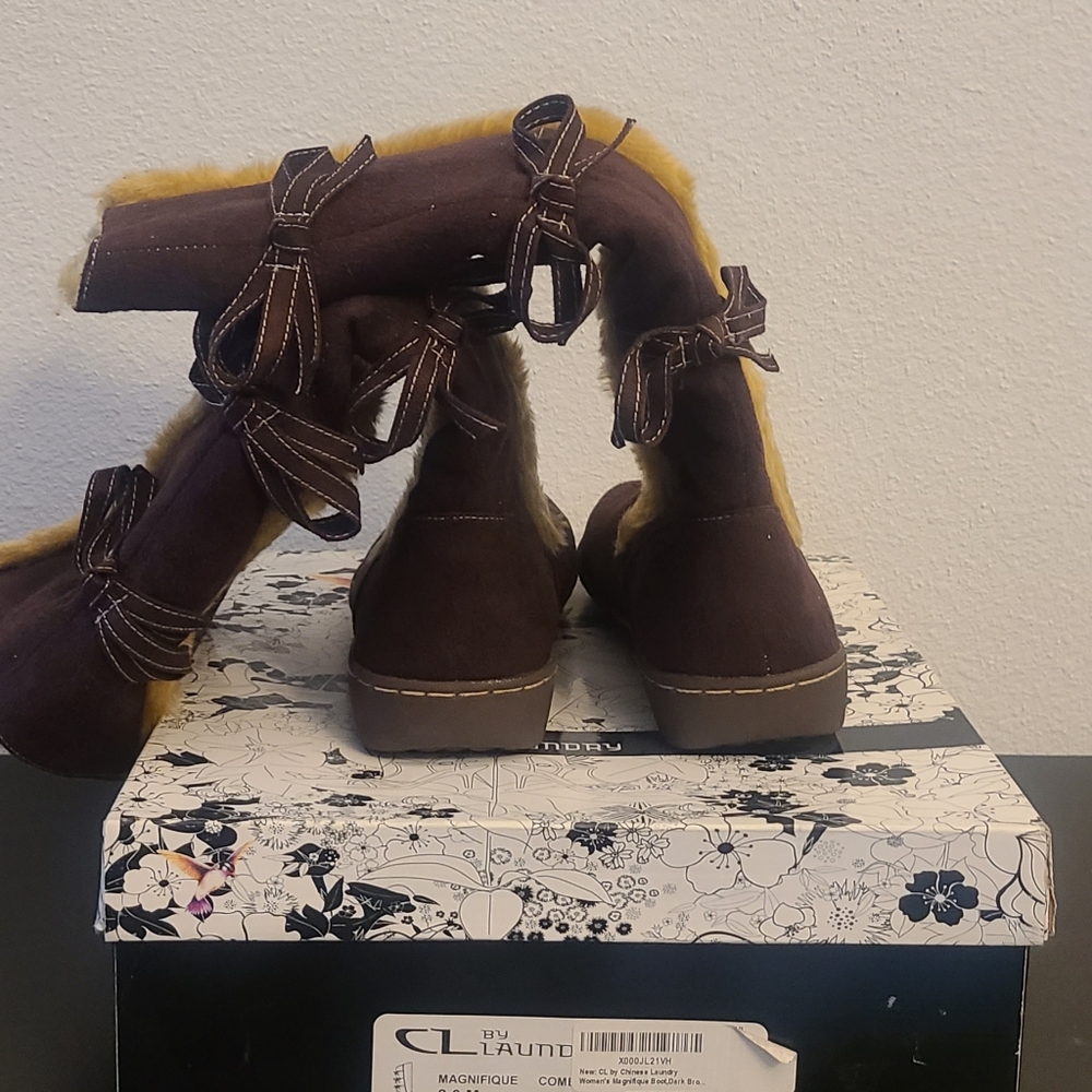 Tall boot - Picture 3 of 6